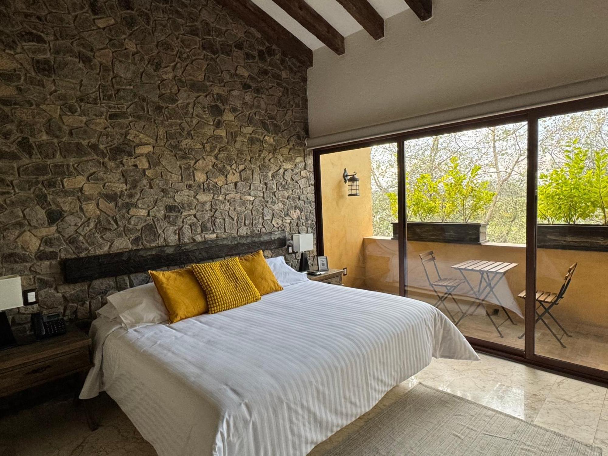 Porta Paradiso Valquirico, Albergo Boutique Santeagueda Exterior photo