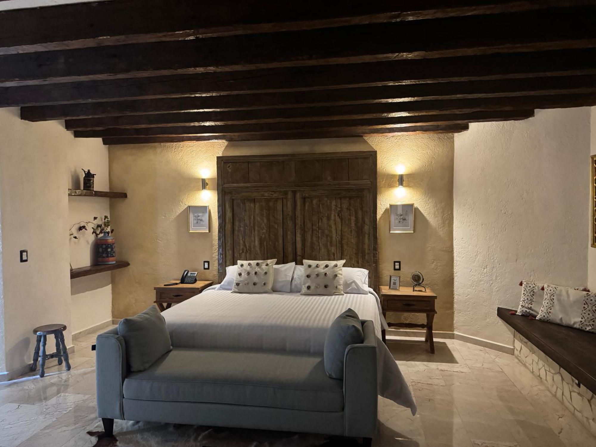 Porta Paradiso Valquirico, Albergo Boutique Santeagueda Exterior photo