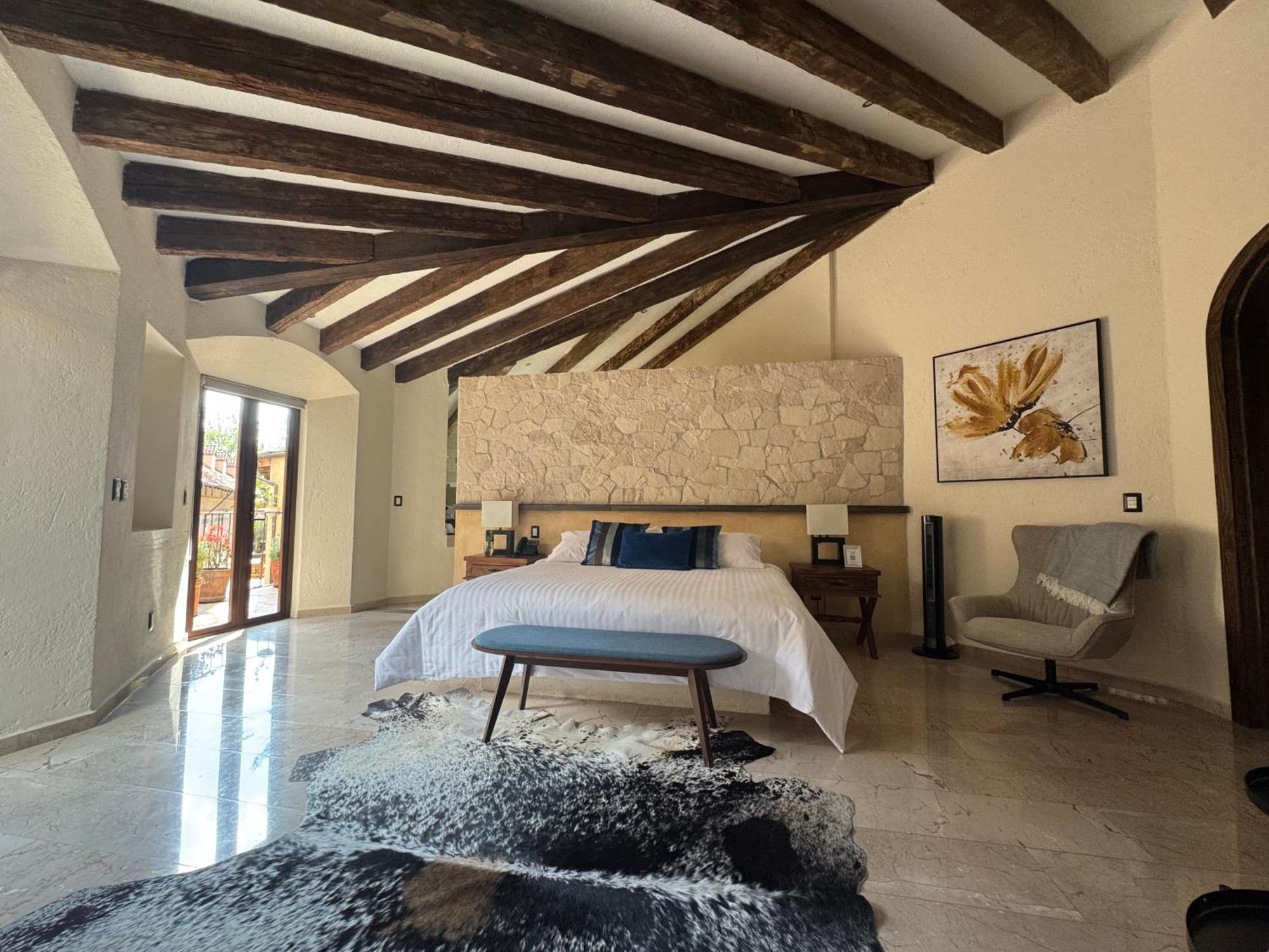 Porta Paradiso Valquirico, Albergo Boutique Santeagueda Exterior photo