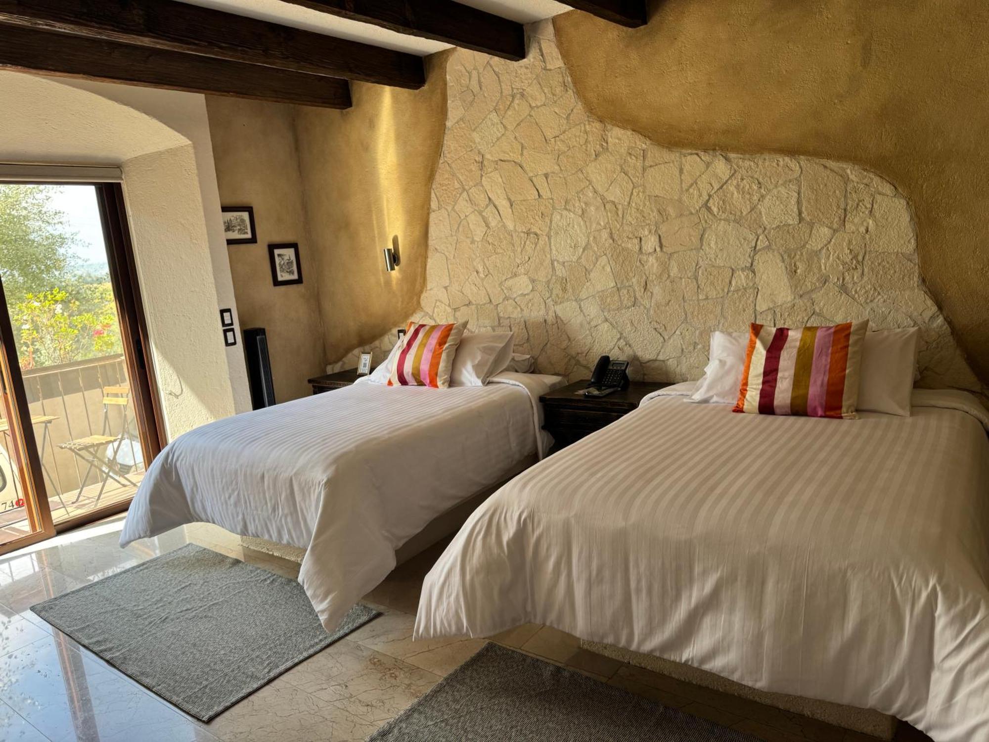 Porta Paradiso Valquirico, Albergo Boutique Santeagueda Exterior photo