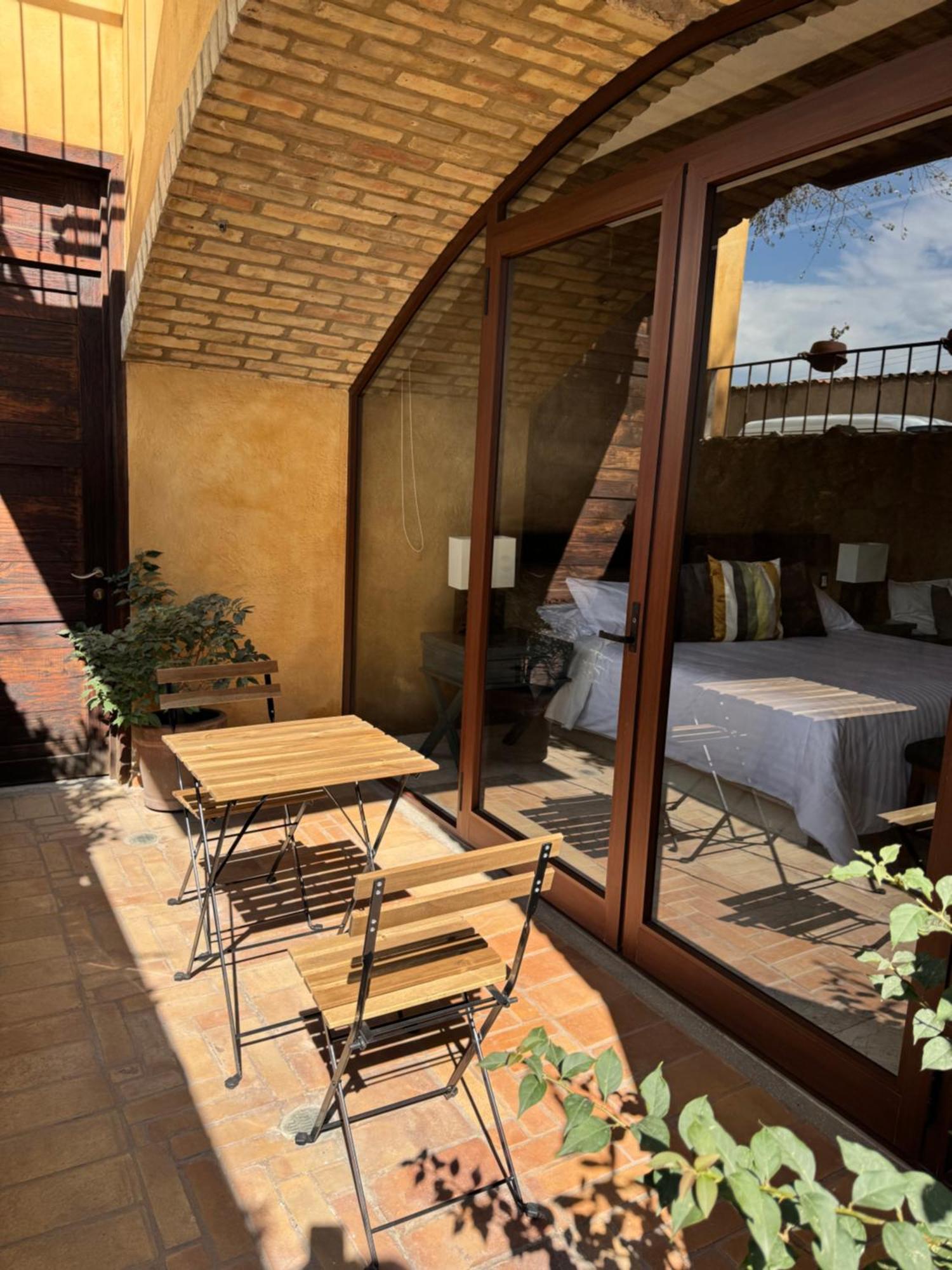 Porta Paradiso Valquirico, Albergo Boutique Santeagueda Exterior photo
